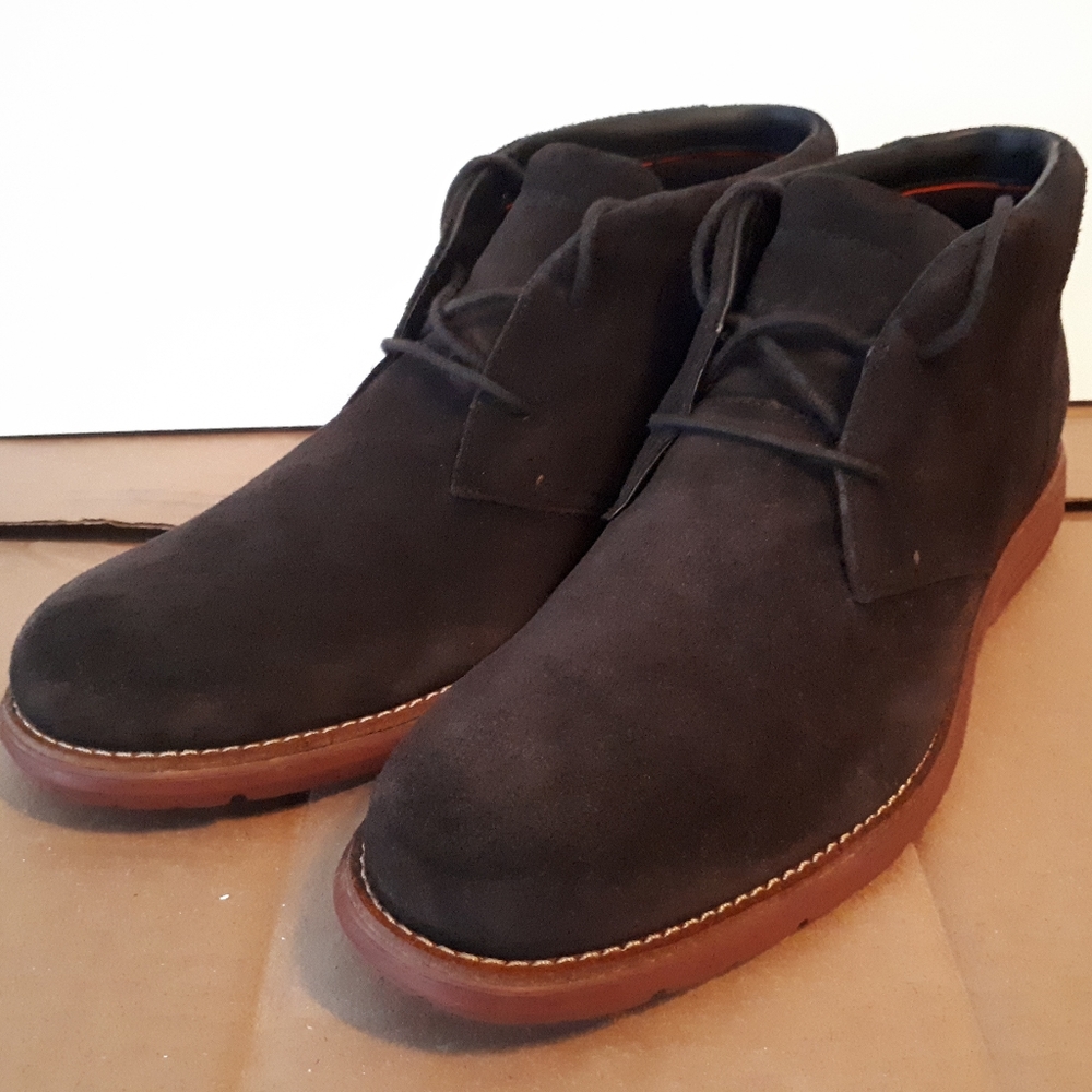 New Rockport Chukkas